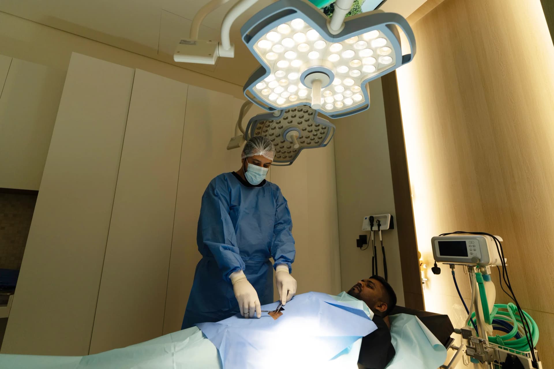 Emergency clinical care at Lifeline Urgent Care