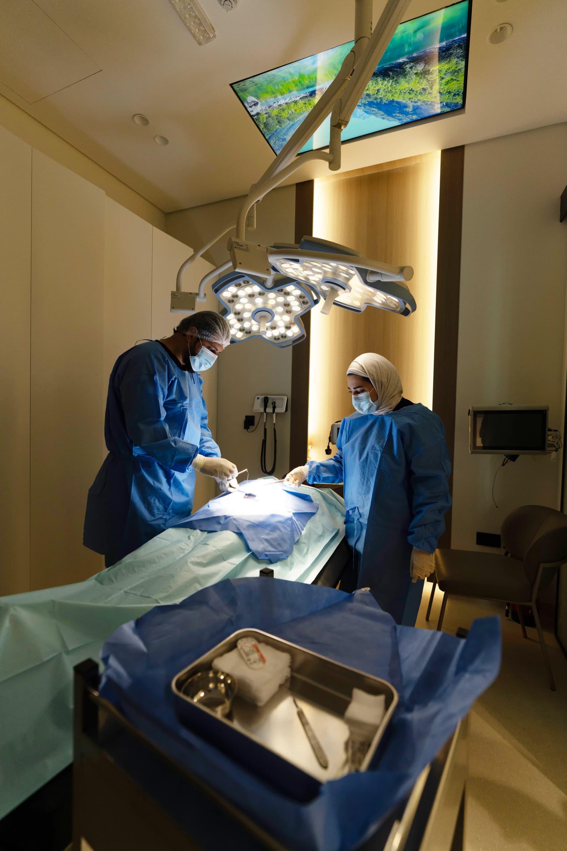 Emergency department treatment room