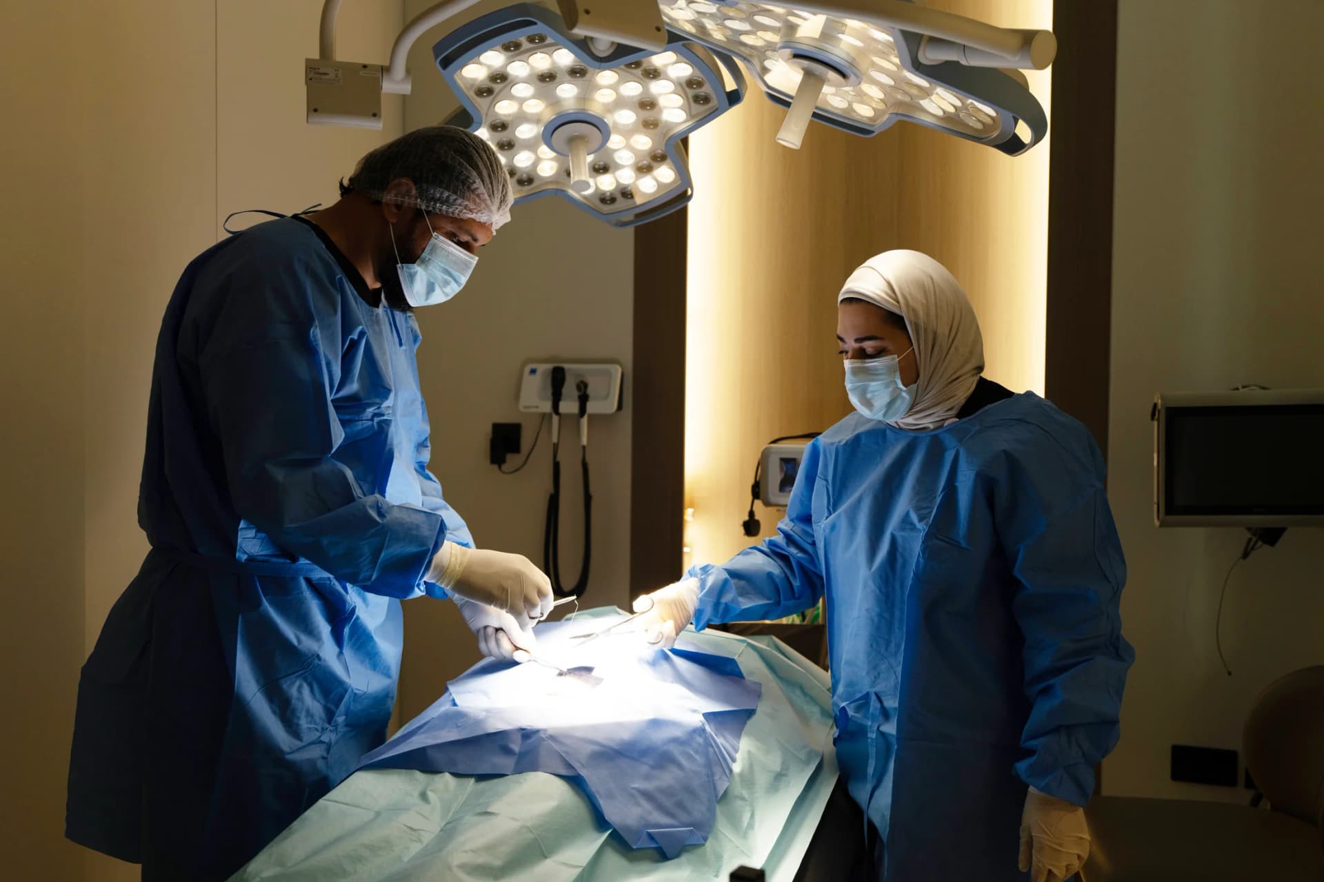 Emergency surgical team at Lifeline Urgent Care