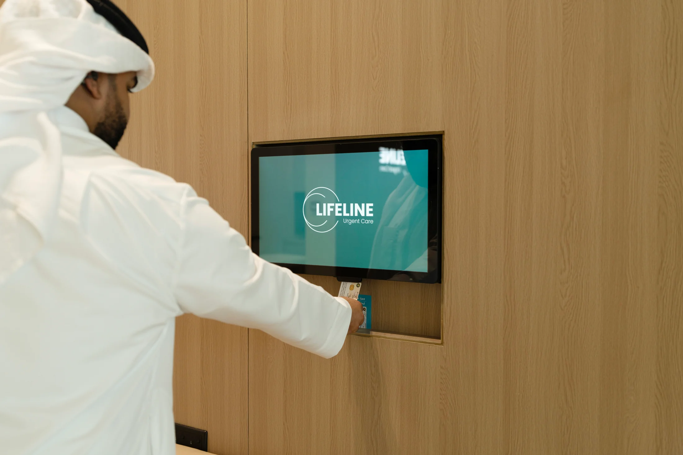 Diagnostic review with a Lifeline Urgent Care patient